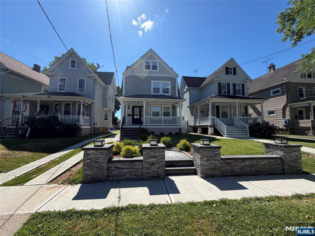139 Weaver Avenue