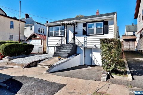 39 Grant Place Irvington NJ 07111