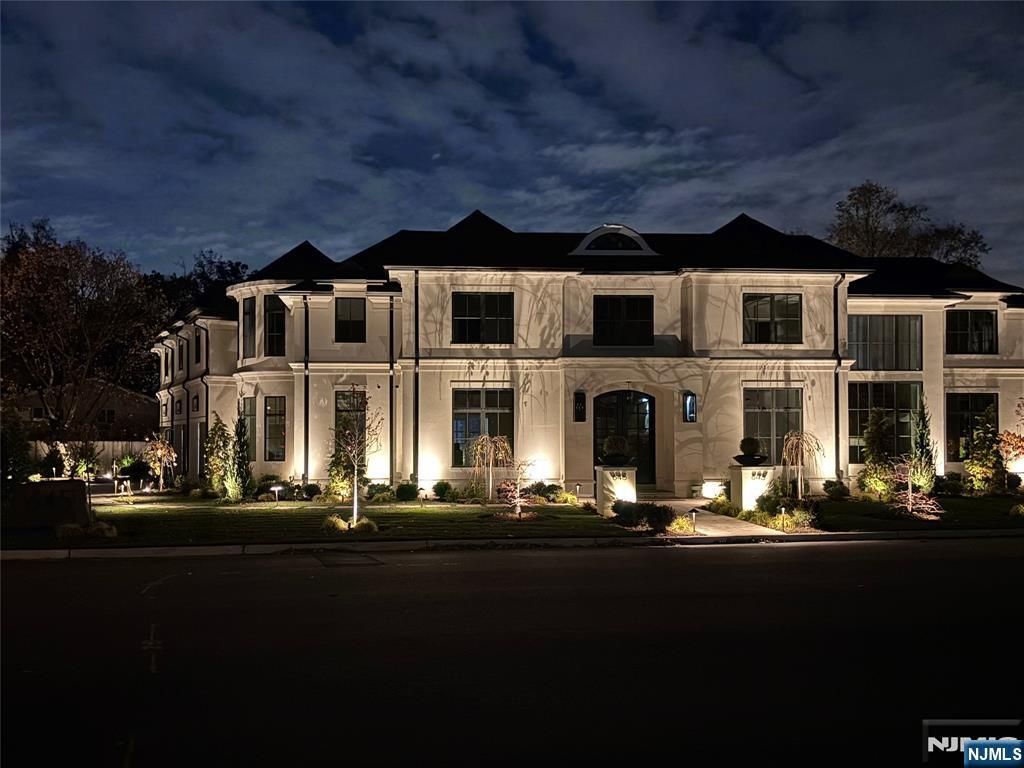 Photo of 645 Summit Street, Englewood Cliffs, NJ 07632 (MLS # 25022998)