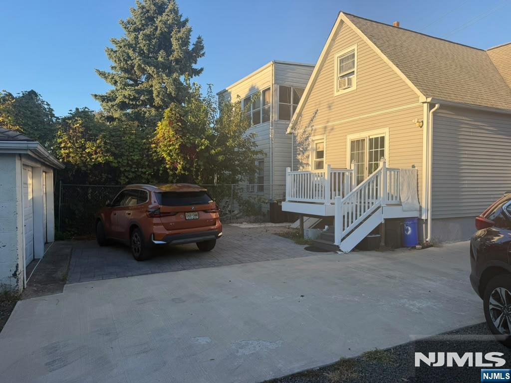 395 River Drive