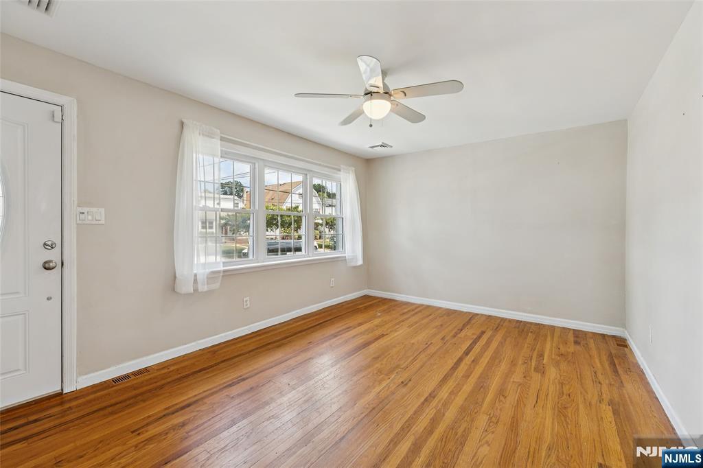 339 W Passaic Avenue