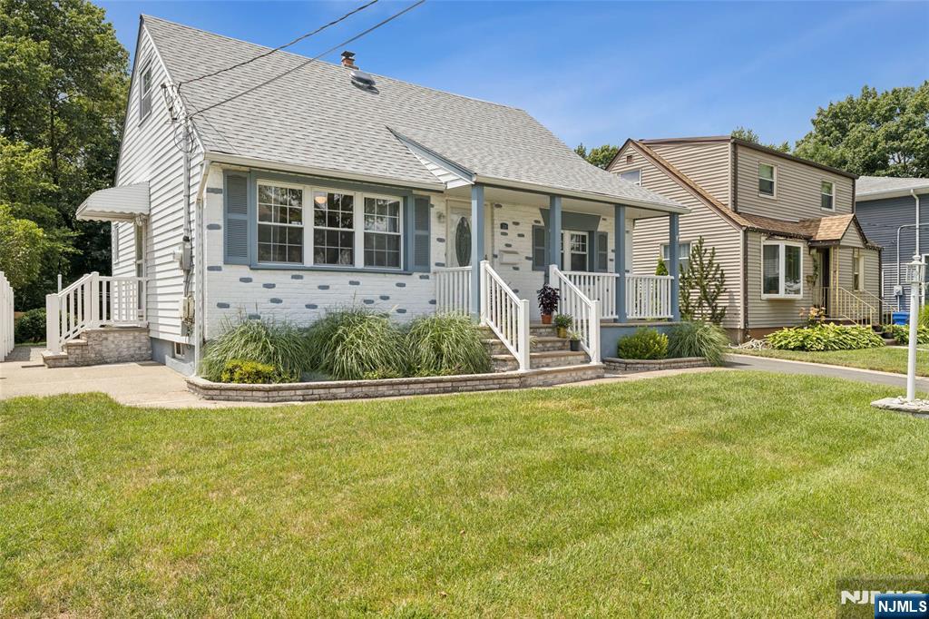 339 W Passaic Avenue