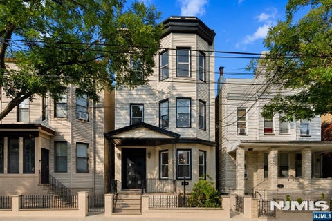 Photo of 110 Maple ST #1, Weehawken, NJ 07086 (MLS # 26037636)