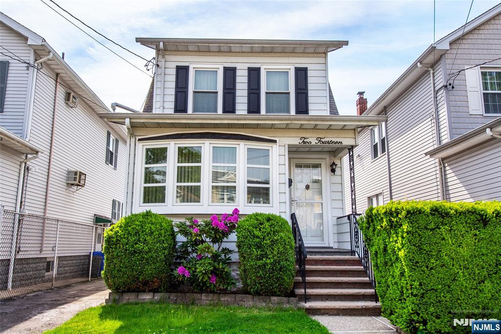 214 Prospect Avenue
