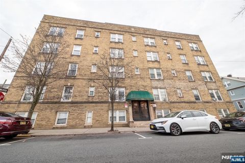 7505 Palisade C4 North Bergen NJ 07047