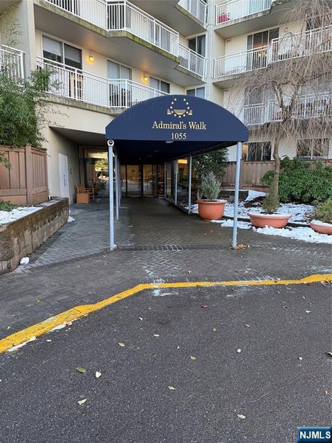 Photo of 1055 River Rd #502S, Edgewater, NJ 07020 (MLS # 26000483)