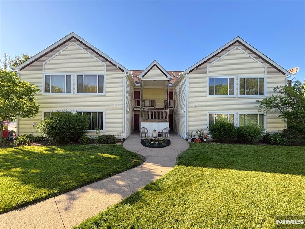 135 Falcon Ridge Way
