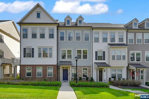 11 Ambrosia Court Livingston NJ 07039