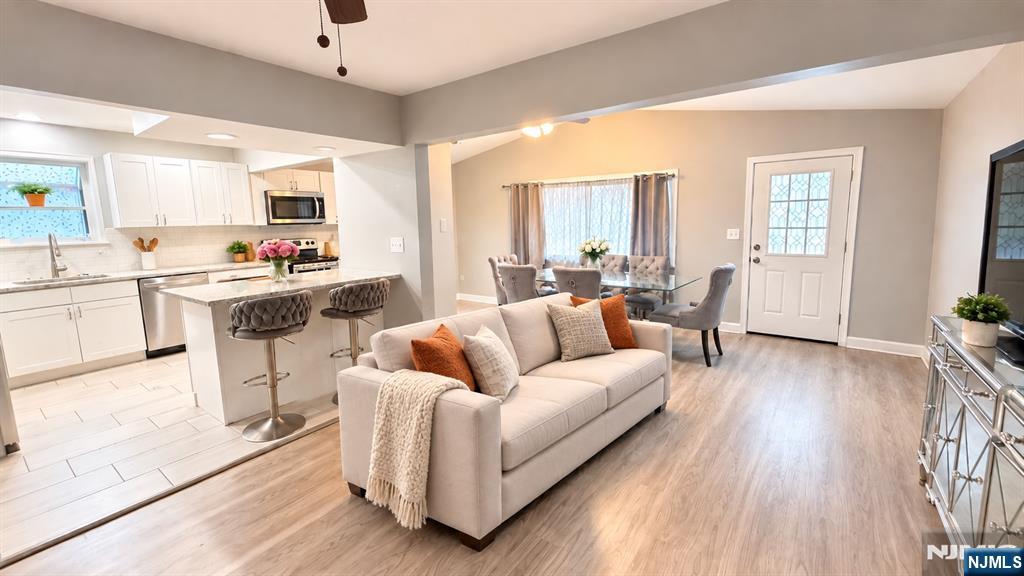 Homes for Sale in Northern NJ | ThisIsRiverEdge.com 40 Seminole Avenue