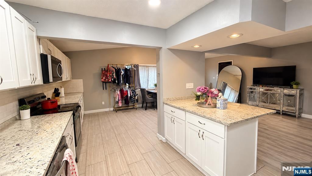 Homes for Sale in Northern NJ | ThisIsRiverEdge.com 40 Seminole Avenue