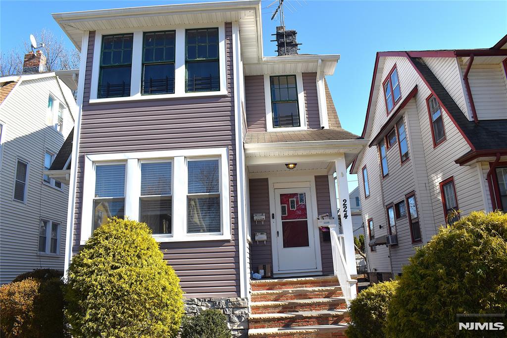 224 Ward Place 1
