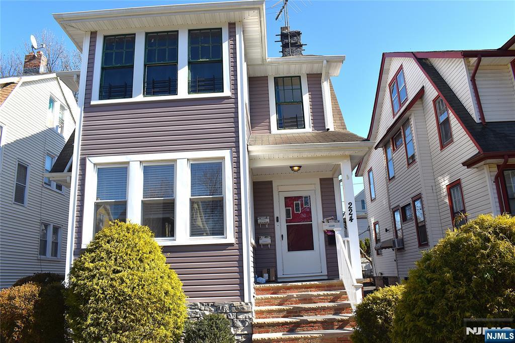 224 Ward Place 1