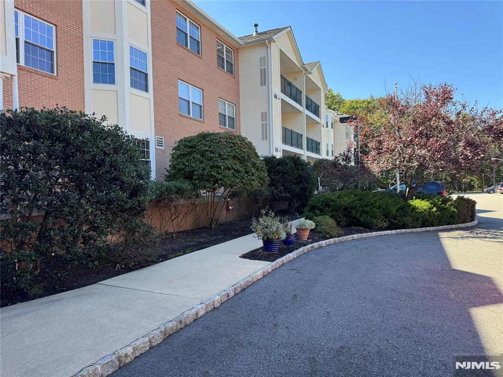 401 D Ercole Court T127