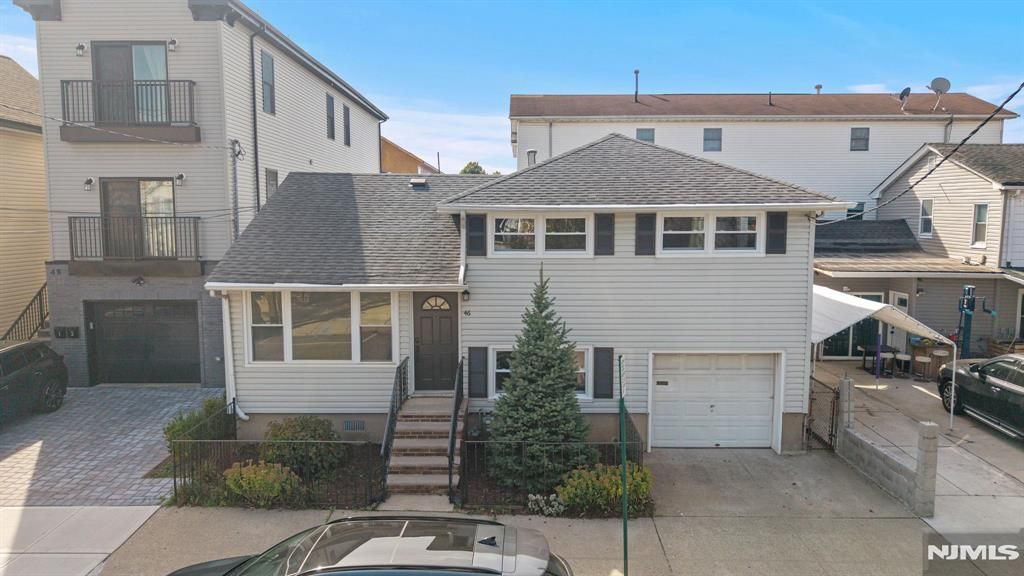 Photo of 46 Evergreen Street, Bayonne, NJ 07002 (MLS # 25037554)