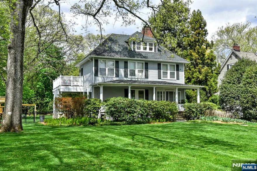 The Classic Ridgewood Colonial Farmhouse, set back from the road beyond a lush lawn evokes charm and comfort while providing all the modern amenities for the way we live today. Stunning newly renovated kitchen features an enviable Scullery, fully outfitted with oversized fridge, freezer, dishwasher, oven & prep sink. A cook's dream come true. Primary suite features a Walk in Closet, Primary Bath and a spacious, Private Terrace overlooking the expansive property complete with Heat & a Fire Pit. A huge, renovated Two Car Garage/Barn Set on an exquisite (125' x 275') level, gated property big enough for a ball game, a pool, or a tent for spectacular outdoor entertaining. An easy stroll to the train station and Ridgewood's vibrant downtown area with so many fine Restaurants and Shops. Ridgewood is known for its Excellent School System, Award Winning Library, First Class Recreational Opportunities and close proximity to New York City. Your forever home - Don't hesitate on this one. Open house 4/25 and 4/26 1-4pm