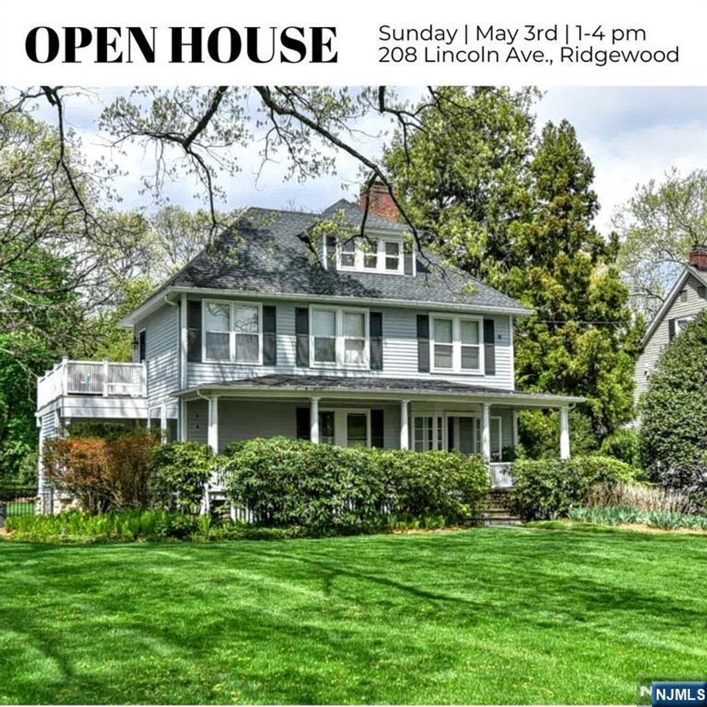 Photo of 208 Lincoln Avenue, Ridgewood Village, NJ 07450 (MLS # 26012525)