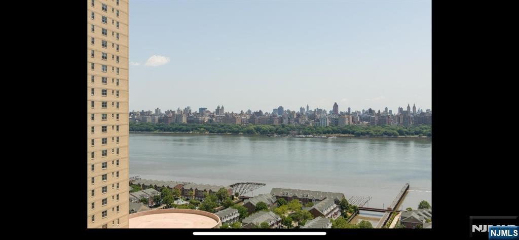 Property for Sale at 6515 Jfk Blvd E 10K, West New York, New Jersey - Bedrooms: 1 
Bathrooms: 1  - $319,000