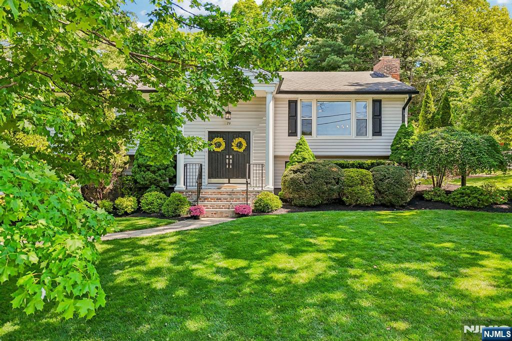 79 W Sheffield Street