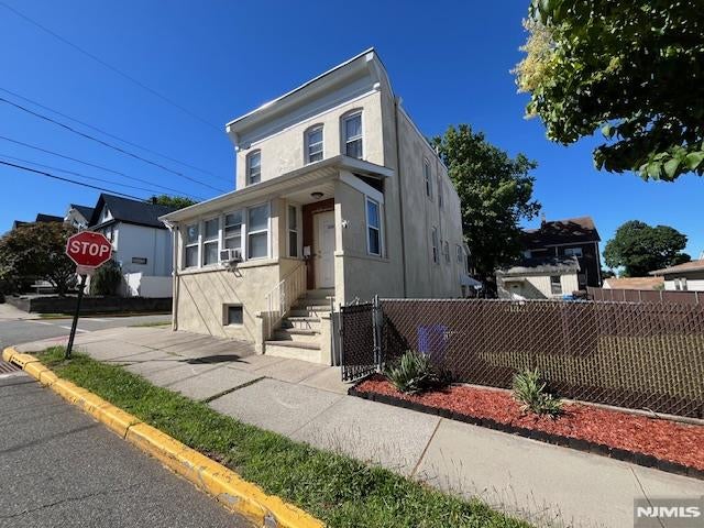 570 Broad Street