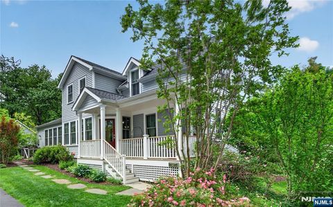Photo of 89 Myrtle Avenue, Millburn, NJ 07041 (MLS # 26014519)