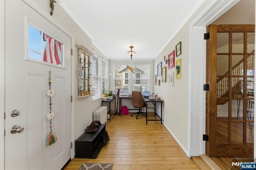 Photo of 48 Rochelle Avenue, Rochelle Park, NJ 07662 (MLS # 26011016)