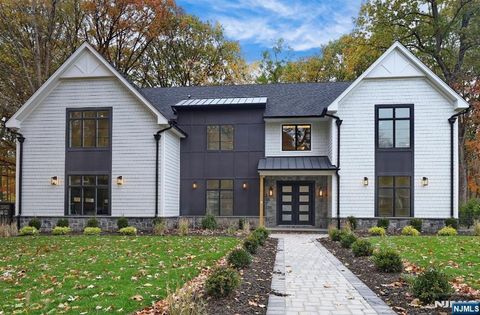 Photo of 308 Spring Lane, Haworth, NJ 07641 (MLS # 25026053)