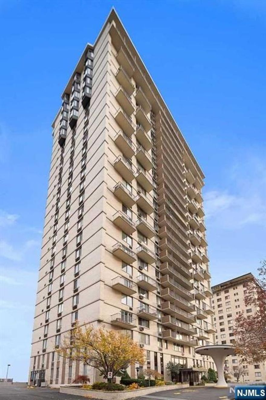 Modern updated studio with terrace in Devonshire, 25 story luxury high rise in the heart of the prestigious Prospect Avenue area. Includes ALL utilities, garage parking space. State of the art exercise gym. Pool. Laundry each floor. Very close to NYC EXPRESS bus; near NYC train, shopping, malls, HUMC medical center and NYC by car.