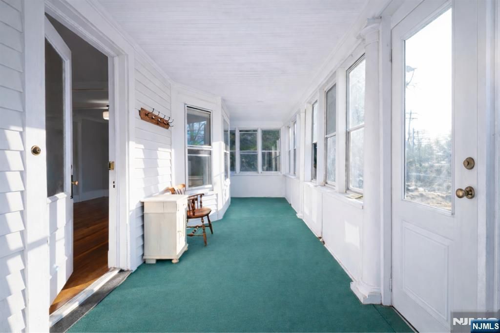 Photo of 754 Wyckoff Avenue, Wyckoff, NJ 07481 (MLS # 26005873)