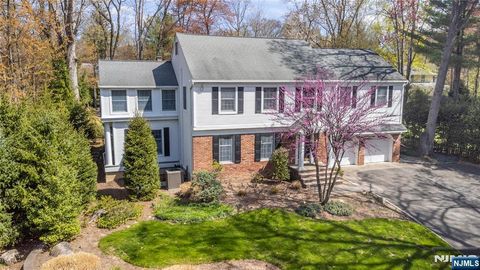 38 Farley Place Allendale NJ 07401