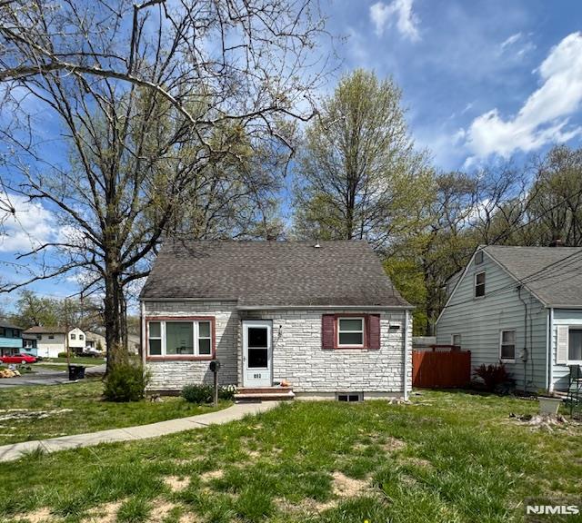 Property for Sale at 881883 Sterling Street, Plainfield, New Jersey - Bedrooms: 3 
Bathrooms: 1 
Rooms: 6  - $424,999
