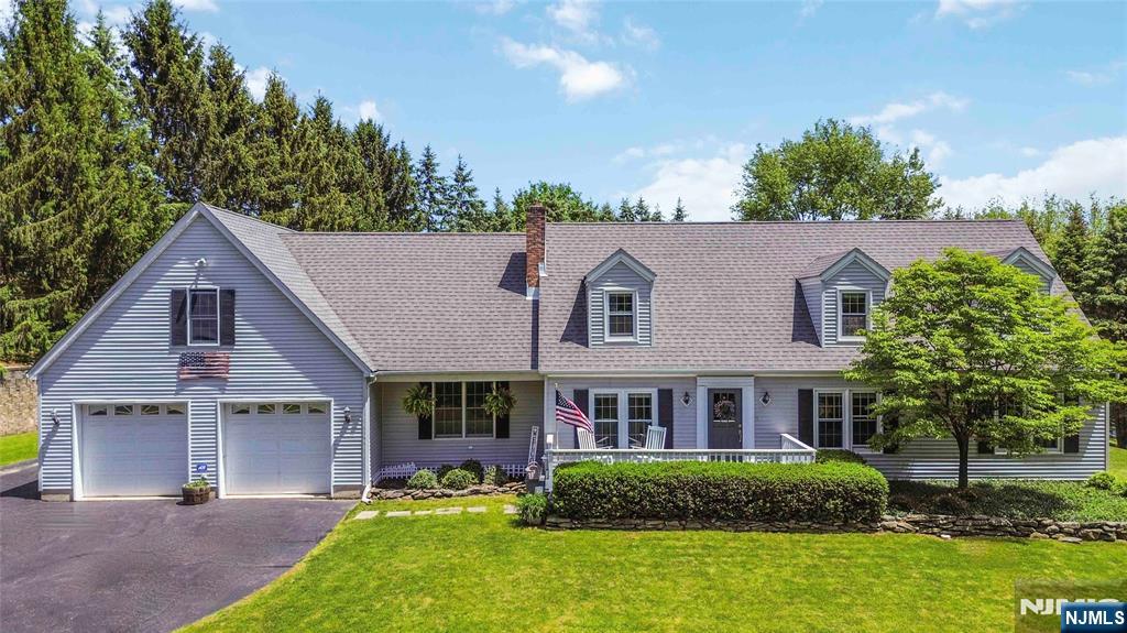 127 Layton Road, Sussex, New Jersey - 4 Bedrooms  
3 Bathrooms  
10 Rooms - 