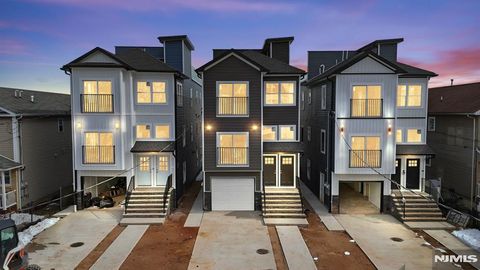 Photo of 44 Milford Avenue, Newark, NJ 07108 (MLS # 26006730)