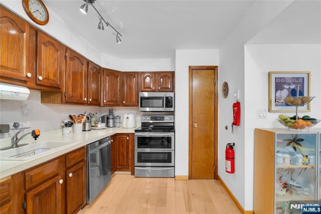 9249 Kennedy Boulevard 105