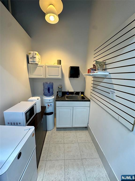 17-19 Industrial Avenue