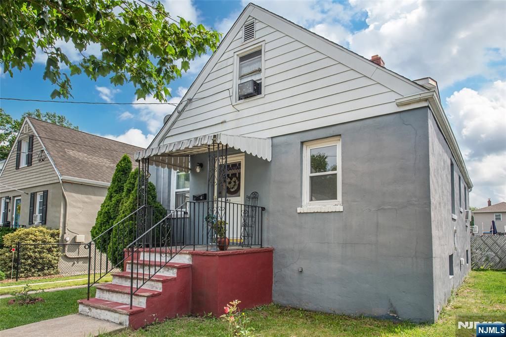 Photo of 43 Fritz Street, Bloomfield, NJ 07003 (MLS # 26019596)
