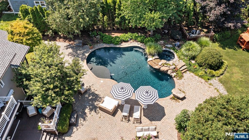 440 Colonial Boulevard