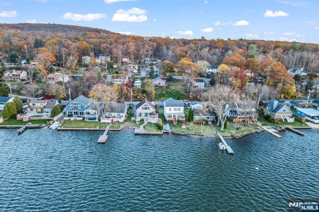 Photo of 59 Forest Lake Drive, West Milford, NJ 07421 (MLS # 25040038)