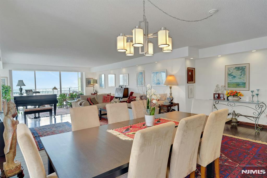 1530 Palisade Avenue 10F