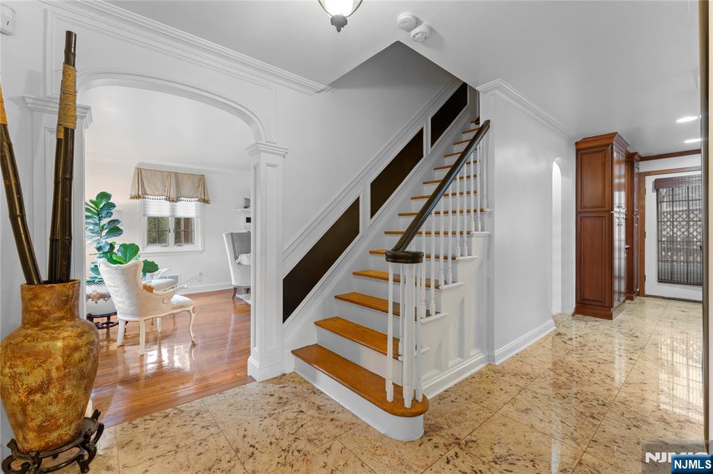 700 Carroll Place