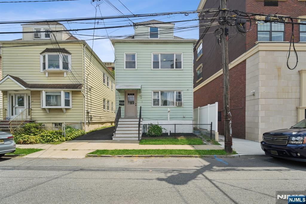 20 Division Avenue