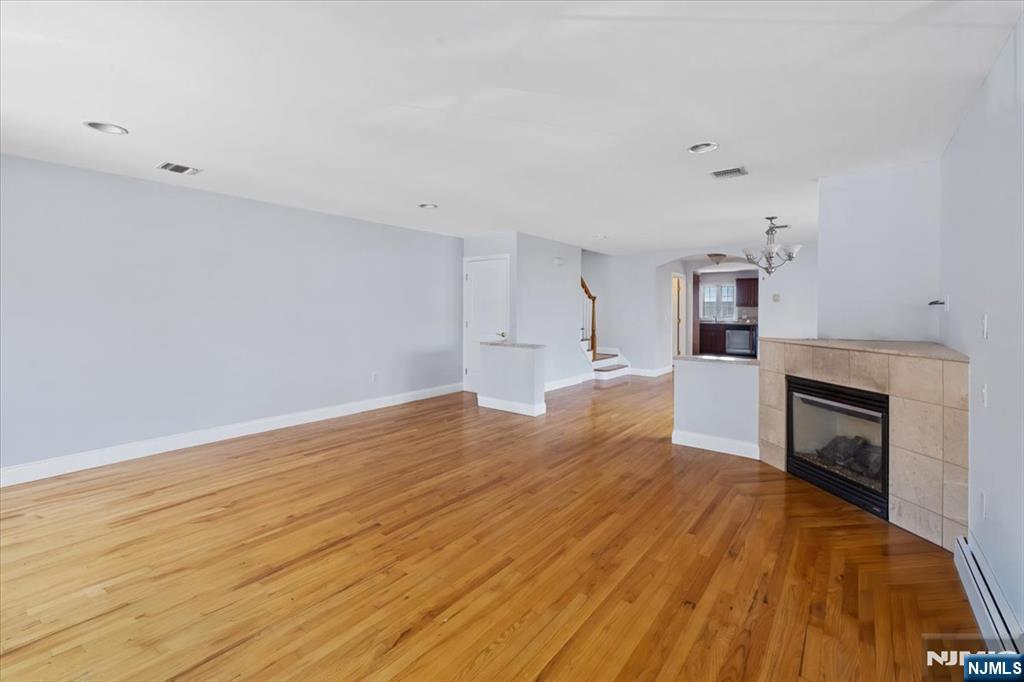 137 Morningside B