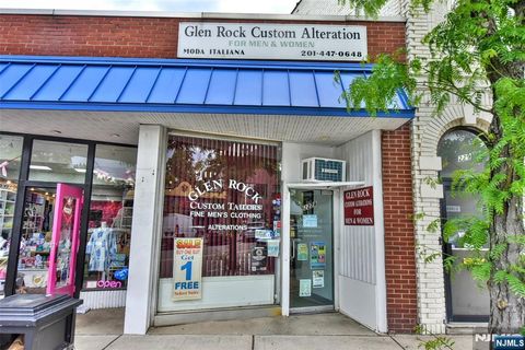 Photo of 227 Rock Road, Glen Rock, NJ 07452 (MLS # 26011021)