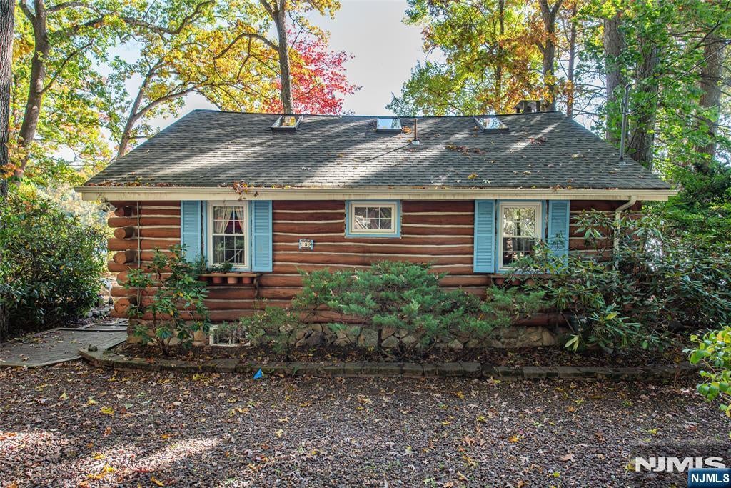 389 Cupsaw Drive