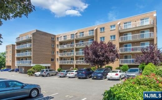 38 Moonachie Road 315