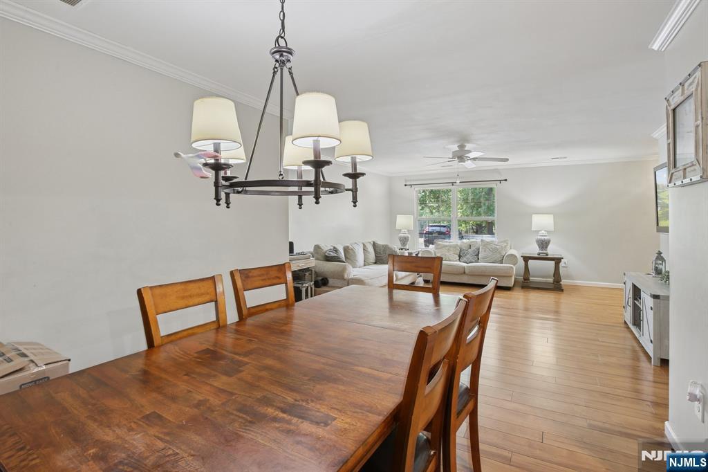 2130 Isabelle Court