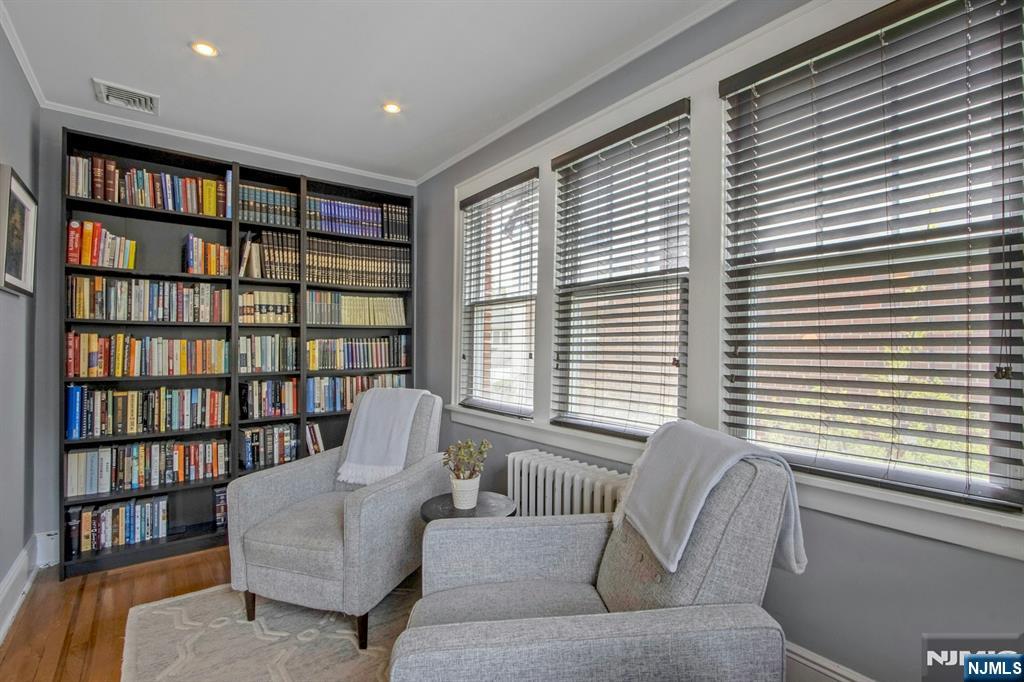 425 Mountain View Road