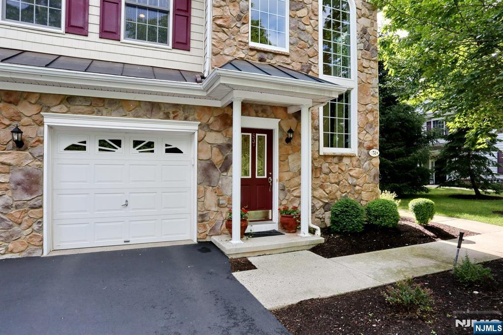 53 Pine Lake Terrace T053