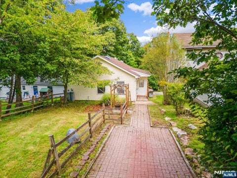 Photo of 25 Tansboro Road, West Milford, NJ 07421 (MLS # 26035355)