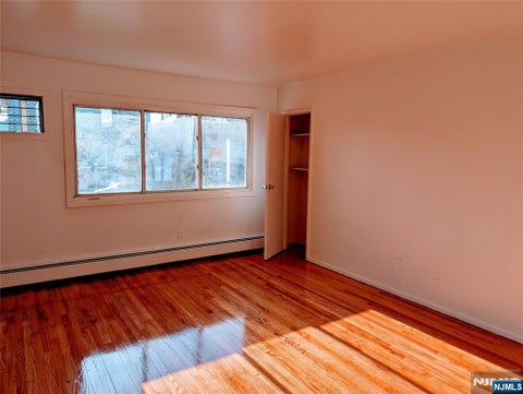 Photo of 1599 Bergen Blvd #9, Leonia, NJ 07605 (MLS # 26035982)