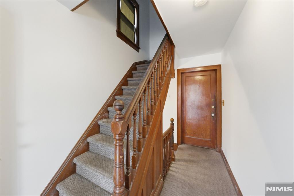 345 4th Street